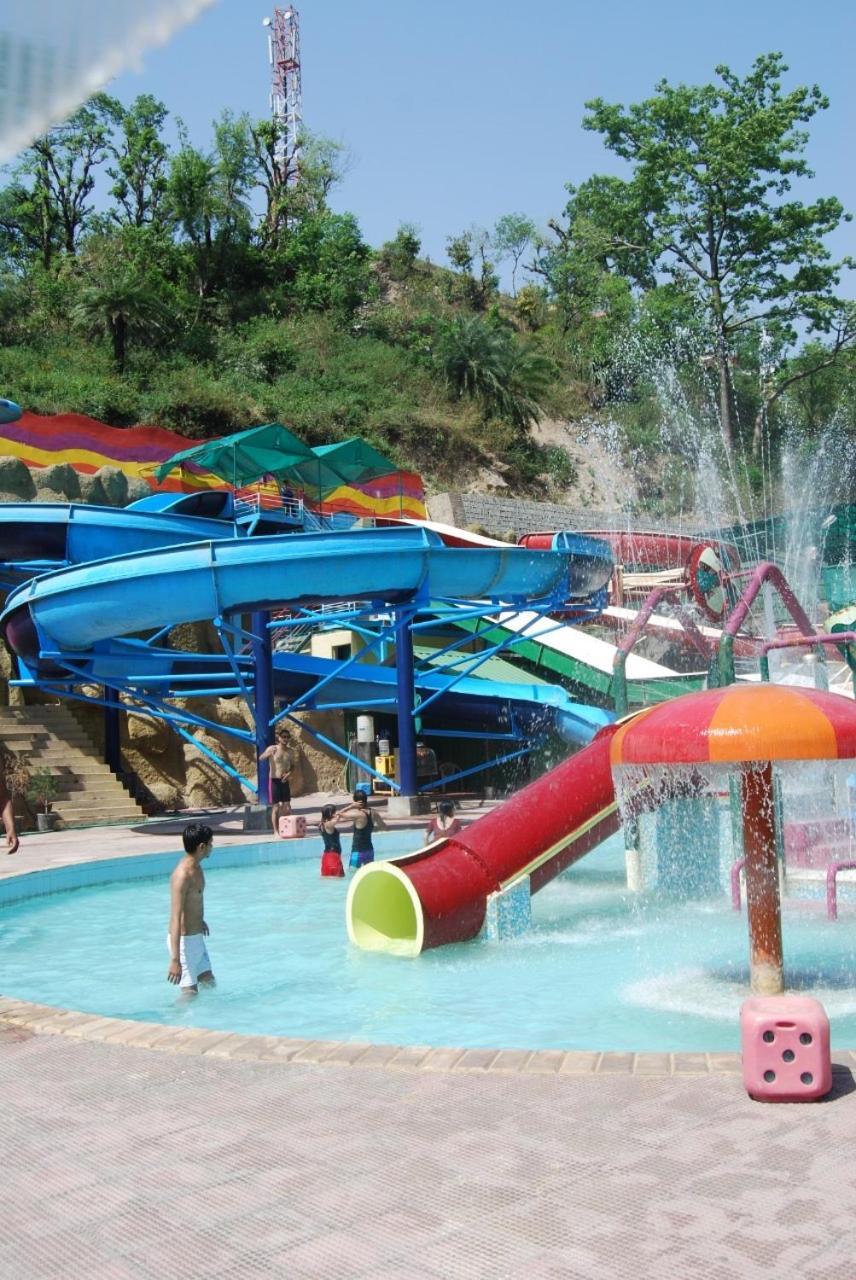 Joyland Waterpark And Resort Dehradun Buitenkant foto