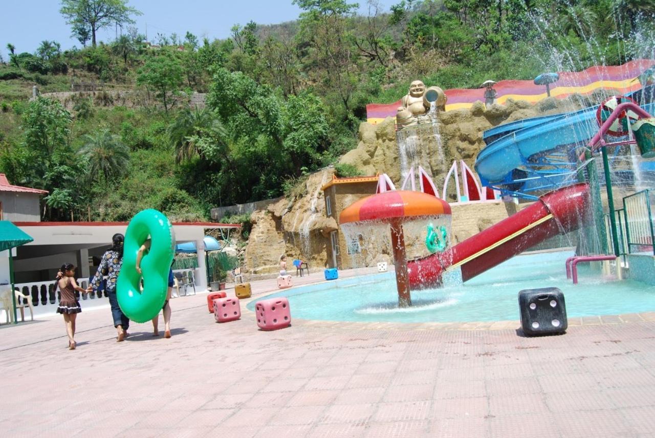 Joyland Waterpark And Resort Dehradun Buitenkant foto