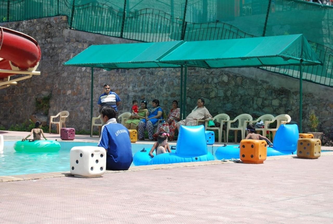 Joyland Waterpark And Resort Dehradun Buitenkant foto